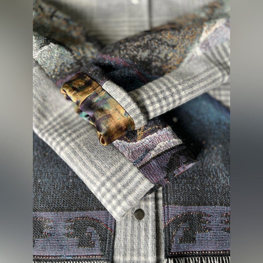 Tapestry blanket jacket, crafted from secondhand textiles, ladies' size S-L - Picture 8 of 11